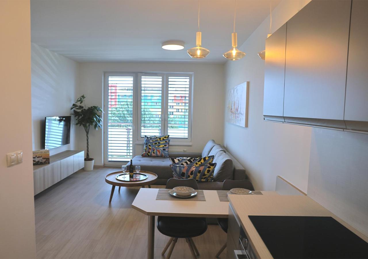 Luxury Grand Apartments By Bratislavatrip Eksteriør bilde